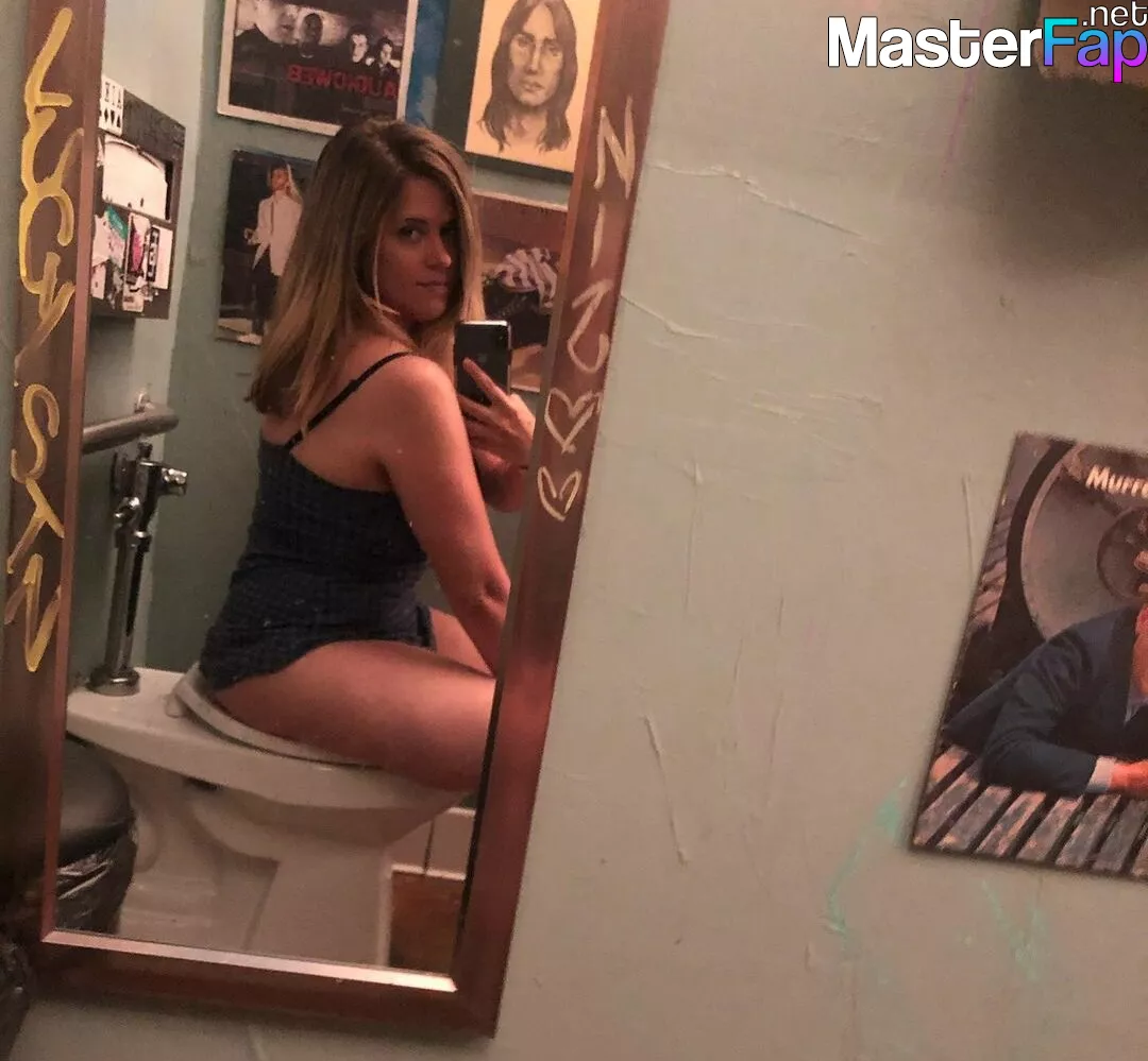 Allie Goertz Nude Onlyfans Leak Picture R Tjre Dbq Masterfap Net