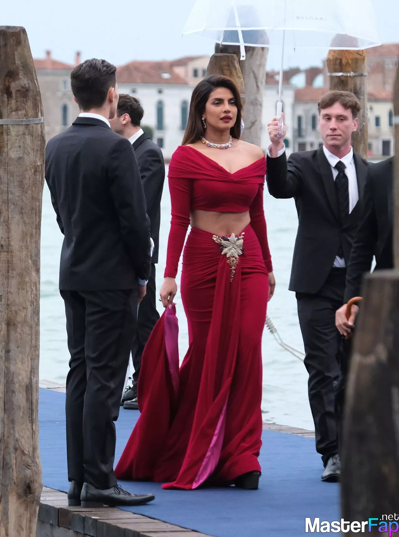 Priyanka Chopra Free Nudes Album 45 Pictures | MasterFap.net