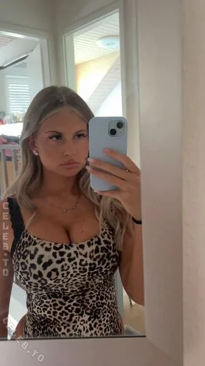 02 Queenice OnlyFans Leaked Free Thumbnail Picture - #YcB5QO09Cz