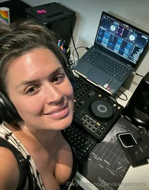 0nlyevaangelinatv OnlyFans Leaked Free Thumbnail Picture - #ClQ67a1GR3