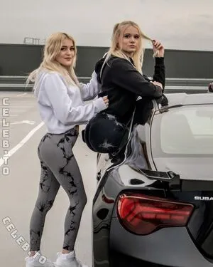 181266 OnlyFans Leaked Free Thumbnail Picture - #hcML75dvuz