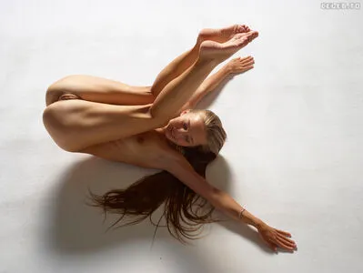  OnlyFans Leaked Free Thumbnail Picture - #miqq126URB