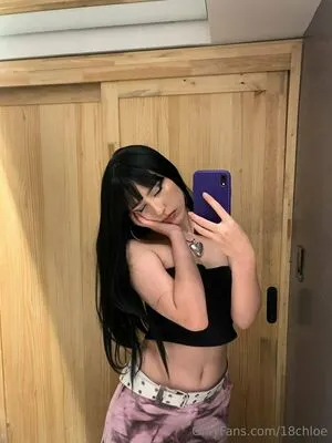 18chloe OnlyFans Leaked Free Thumbnail Picture - #1rRj16Tof4