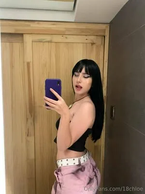 18chloe OnlyFans Leaked Free Thumbnail Picture - #crLBlizEVN