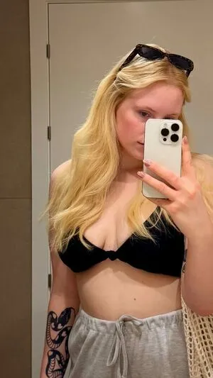 1998kitty OnlyFans Leaked Free Thumbnail Picture - #jobQeE1sn6