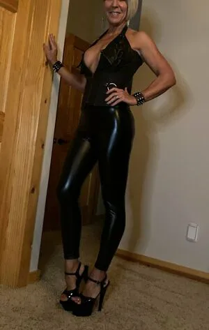 1fitmilf OnlyFans Leaked Free Thumbnail Picture - #Lm0QHdo4xI