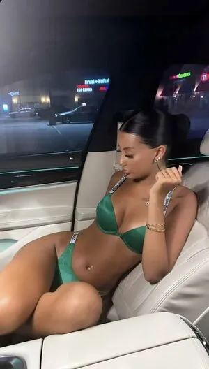 1of1ari OnlyFans Leaked Free Thumbnail Picture - #VKCFxfllVe