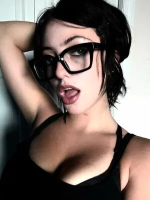 1ucy4nne OnlyFans Leaked Free Thumbnail Picture - #j2Oi5hX3kp