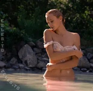 2003 Virgie OnlyFans Leaked Free Thumbnail Picture - #CHAQcBScUg