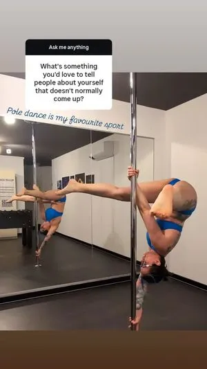 2DKiri OnlyFans Leaked Free Thumbnail Picture - #MzFOEIwXwz