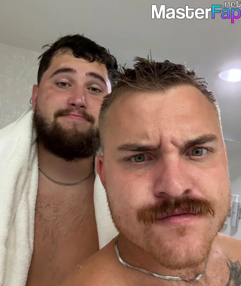 2guysandsomeland