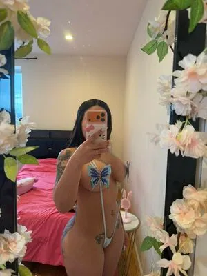 2himneyyy OnlyFans Leaked Free Thumbnail Picture - #egarFM72zI