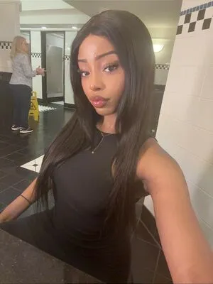 3 3eel L OnlyFans Leaked Free Thumbnail Picture - #aYumCYcOua