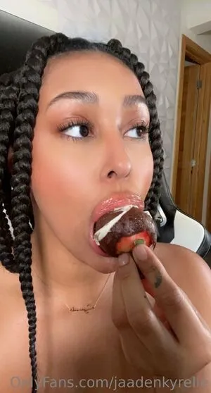  OnlyFans Leaked Free Thumbnail Picture - #gucslrTxXp