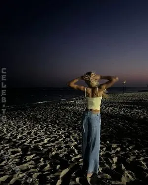  OnlyFans Leaked Free Thumbnail Picture - #arMSSAy8Vd