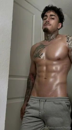 47kotta OnlyFans Leaked Free Thumbnail Picture - #N79AKzXxHw