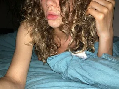 8elayne OnlyFans Leaked Free Thumbnail Picture - #L4ad3G6NGd