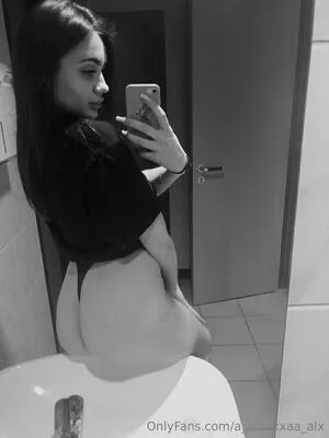 A Alexxxaa Alx OnlyFans Leaked Free Thumbnail Picture - #nKzxLpyA0l