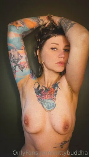 A Bitty Buddha1969 OnlyFans Leaked Free Thumbnail Picture - #3dTR3Ea29s
