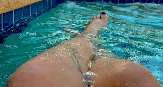 A V I B E OnlyFans Leaked Free Thumbnail Picture - #OXRK6Wk2tv