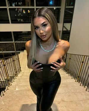 Aaliyah OnlyFans Leaked Free Thumbnail Picture - #F0i94zfdkS