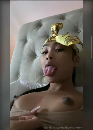 Aaliyah OnlyFans Leaked Free Thumbnail Picture - #kWpsQgW1tF