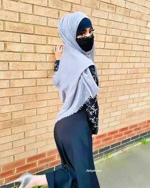 Aaliyah Aziz OnlyFans Leaked Free Thumbnail Picture - #reG34braDO