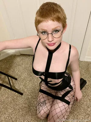 Aaliyah May OnlyFans Leaked Free Thumbnail Picture - #OCxy42SWPQ