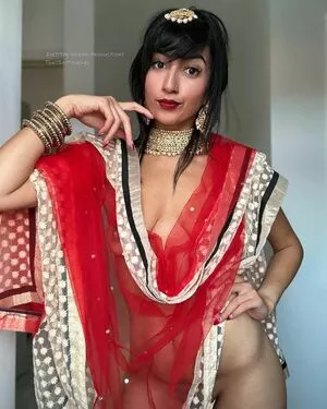 Aaliyah Yasin OnlyFans Leaked Free Thumbnail Picture - #80s1eI83Ck