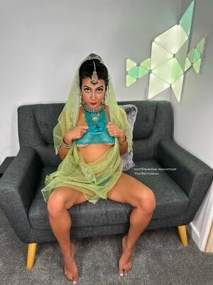 Aaliyah Yasin OnlyFans Leaked Free Thumbnail Picture - #8LR6WNJQmo