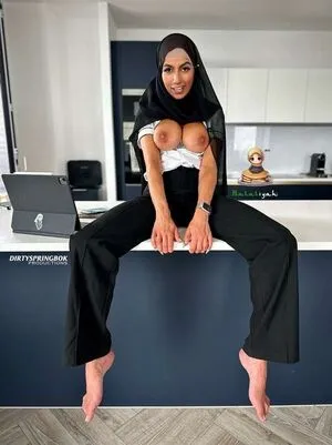 Aaliyah Yasin OnlyFans Leaked Free Thumbnail Picture - #OCN7Jx6H3m