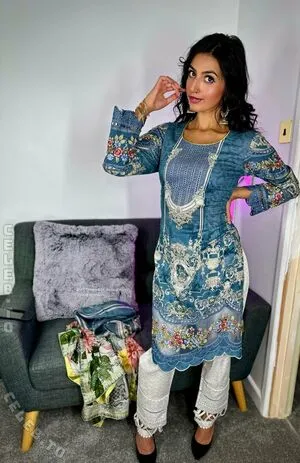 Aaliyah Yasin OnlyFans Leaked Free Thumbnail Picture - #TqQAyQ7ios