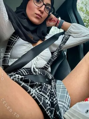 Aaliyah Yasin OnlyFans Leaked Free Thumbnail Picture - #bAJHHJIyuh