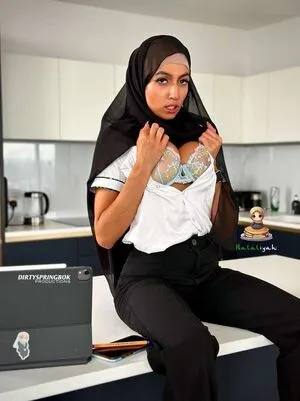 Aaliyah Yasin OnlyFans Leaked Free Thumbnail Picture - #knE0GbyjRB