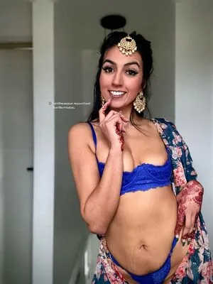 Aaliyahyasin OnlyFans Leaked Free Thumbnail Picture - #StdiUupPqF