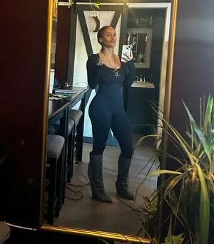 Aaliyeezy OnlyFans Leaked Free Thumbnail Picture - #69H0X6oggy