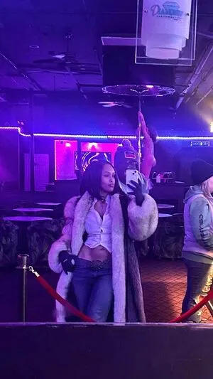 Aaliyeezy OnlyFans Leaked Free Thumbnail Picture - #95tcemC3bg