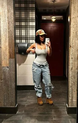 Aaliyeezy OnlyFans Leaked Free Thumbnail Picture - #jTTeveraQ6