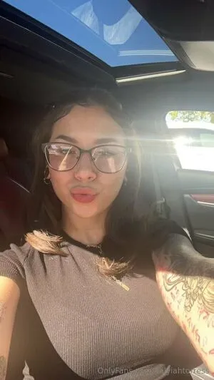 Aalyiahtorress OnlyFans Leaked Free Thumbnail Picture - #XQqvWfhCw0