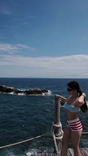 Aaomhelloo OnlyFans Leaked Free Thumbnail Picture - #8xX9pCW5ZW