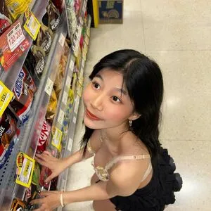 Aaomhelloo OnlyFans Leaked Free Thumbnail Picture - #sojbicWblu