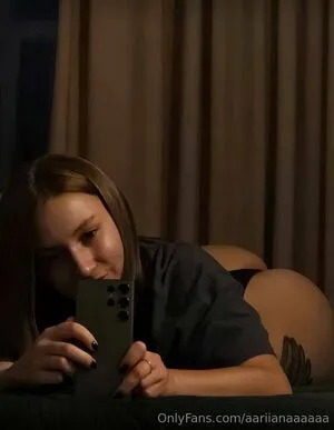 Aariianaaaaaa OnlyFans Leaked Free Thumbnail Picture - #UFv279bs84