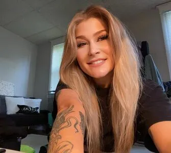 Abberoni Dave77 OnlyFans Leaked Free Thumbnail Picture - #fjcBsuHVcy