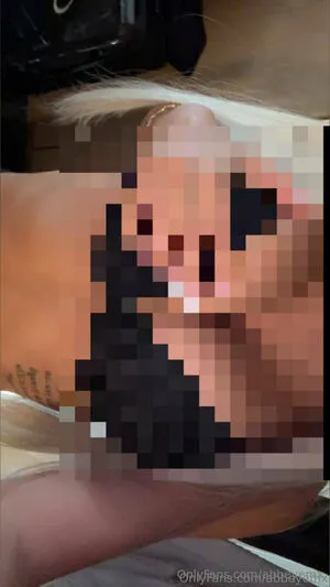 Abbeyemx OnlyFans Leaked Free Thumbnail Picture - #P40d4rir38