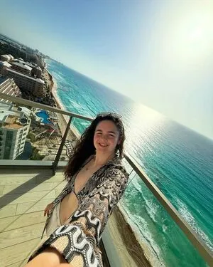 Abbi Pulling OnlyFans Leaked Free Thumbnail Picture - #2lJu4T2yYZ