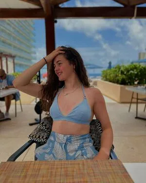 Abbi Pulling OnlyFans Leaked Free Thumbnail Picture - #SiAM7TAIkR