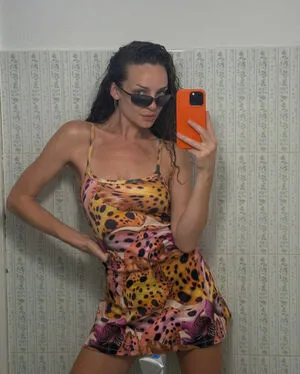 Abbie Chatfield OnlyFans Leaked Free Thumbnail Picture - #v8gcGUvBeJ