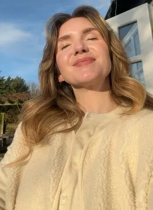 Abbie Dewhurst OnlyFans Leaked Free Thumbnail Picture - #4JnSXZ33Jm