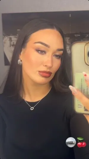 Abbie Whelan OnlyFans Leaked Free Thumbnail Picture - #D8uz3M27h3