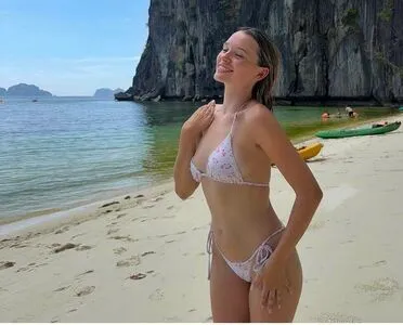 Abbiemay13 OnlyFans Leaked Free Thumbnail Picture - #LENigOuB4K